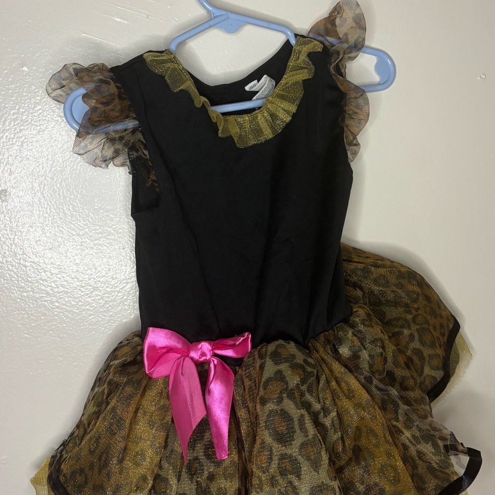 Leopard Print Kids Costume with Pink Bow. 3 years old.